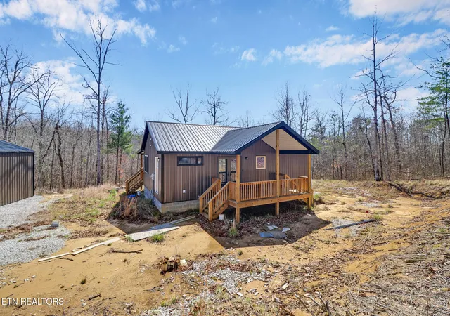 Photo 3 of Single family home for sale at 813 Bluebird Ridge Rd, Jamestown, TN 38556 | MLS# 3159551 | Listing updated on 2026-07-21
