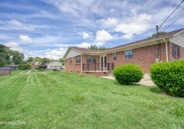 37th image of 7629 Berkshire Blvd, Powell, TN 37849 | MLS# 3208526