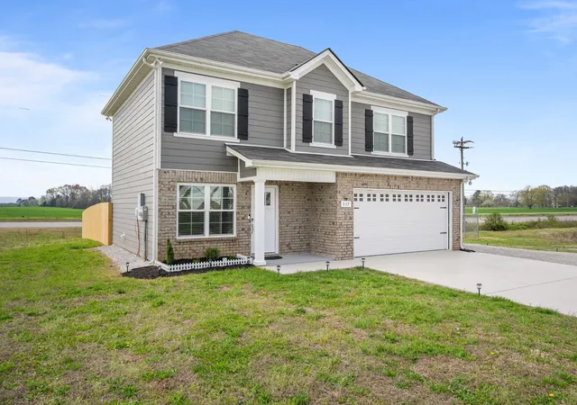 Homes for sale in Decherd, TN | 537 Mimosa Dr, Decherd, TN 37324 | MLS# 3163965