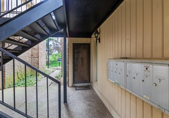 3rd image of 2116 Hobbs Rd #N3, Nashville, TN 37215 | MLS# 3164348