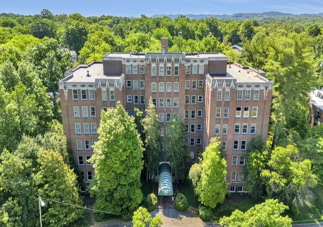 Photo 1 of Sale Pending at 4225 Harding Pike #603, Nashville, TN 37205 | MLS# 3160175 | Listing updated on 2026-09-13