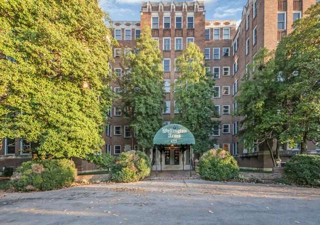 Photo 3 of Sale Pending at 4225 Harding Pike #603, Nashville, TN 37205 | MLS# 3160175 | Listing updated on 2026-09-13