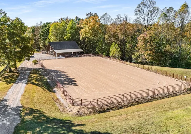 Homes for sale in Kingston Springs, TN | 1032 Forest Dr, Kingston Springs, TN 37082 | MLS# 3169617
