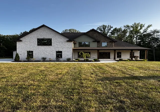 2nd image of 1300 Reda Dr, Clarksville, TN 37042 | MLS# 3160126