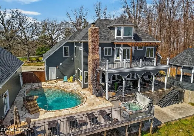 3rd image of 5715 Pleasant Ridge Rd, Sparta, TN 38583 | MLS# 3160182