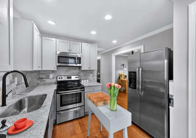 3rd image of 614A Annex Ave, Nashville, TN 37209 | MLS# 3164153