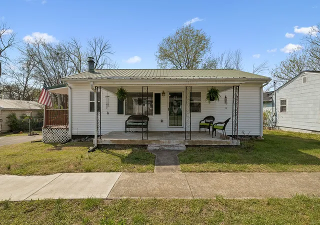 1st image of 1604 Overton St, Old Hickory, TN 37138 | MLS# 3163453