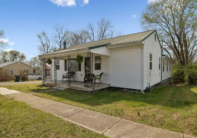 3rd image of 1604 Overton St, Old Hickory, TN 37138 | MLS# 3163453