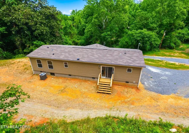 Homes for sale in Rockwood, TN | 1009 S Gateway Ave, Rockwood, TN 37854 | MLS# 3207933