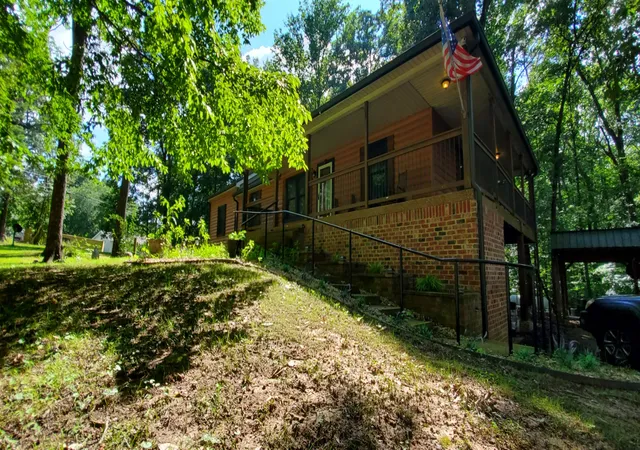 Photo 3 of Single family home for sale at 1109 Ellis Ct, Chapmansboro, TN 37035 | MLS# 3164264 | Listing updated on 2026-10-01