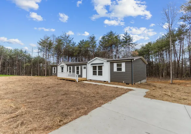 3rd image of 569 County Road 784A, Etowah, TN 37331 | MLS# 3285480