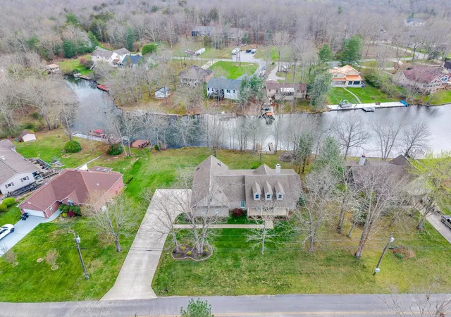 1st image of 9019 Cherokee Trl, Crossville, TN 38572 | MLS# 3167799