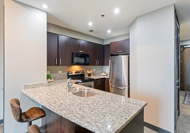 2nd image of 1510 Demonbreun St #706, Nashville, TN 37203 | MLS# 3163848