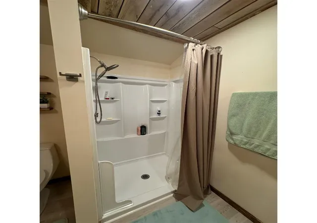 Photo 3 of Manufactured home for sale at 165 Haze Hyde Holw Rd, Bethpage, TN 37022 | MLS# 3163986 | Listing updated on 2026-08-17