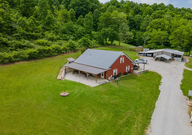 Photo 3 of Single family home for sale at 14035 Campbellsville Rd, Lynnville, TN 38472 | MLS# 3163903 | Listing updated on 2026-05-13
