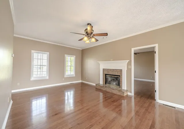Homes for sale in Savannah, TN | 565 Bowen Dr, Savannah, TN 38372 | MLS# 3163847