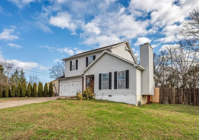 Homes for sale in Antioch, TN | 840 Bishopsgate Rd, Antioch, TN 37013 | MLS# 3163882