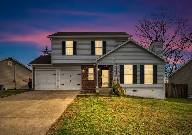 Homes for sale in Antioch, TN | 840 Bishopsgate Rd, Antioch, TN 37013 | MLS# 3163882