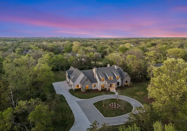 4th image of 1114 Tyne Blvd, Nashville, TN 37220 | MLS# 3170001