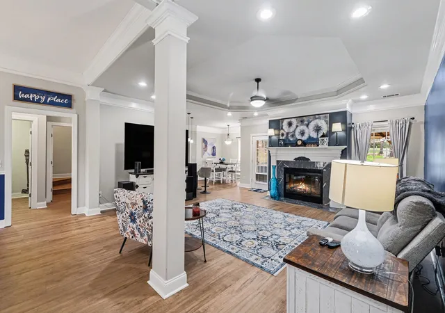 Photo 3 of Single family home for sale at 1213 Lake Marie Rd, Gallatin, TN 37066 | MLS# 3164382 | Listing updated on 2026-09-18