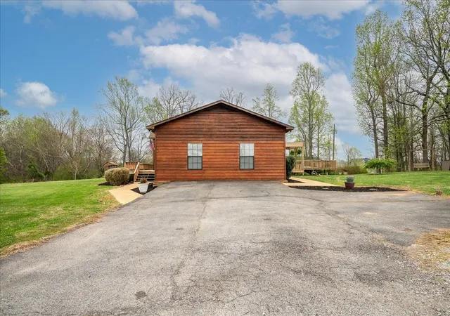 Homes for sale in Loretto, TN | 79 French Rd, Loretto, TN 38469 | MLS# 3164465