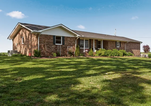 Homes for sale in Cedar Hill, TN | 5843 Hwy 41 N, Cedar Hill, TN 37032 | MLS# 3164641