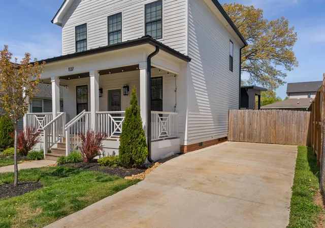 Photo 3 of Single family home for sale at 1137 Pierce Ave, Chattanooga, TN 37403 | MLS# 3164309 | Listing updated on 2026-04-13