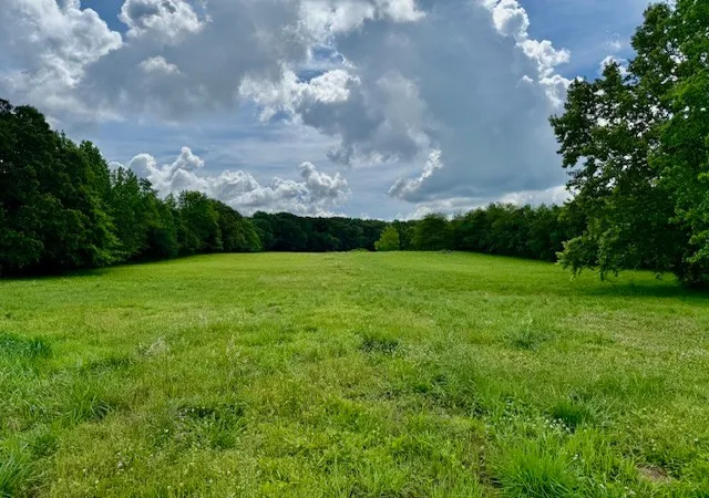 1st image of 8 Westside Dr, Tullahoma, TN 37388 | MLS# 3164928