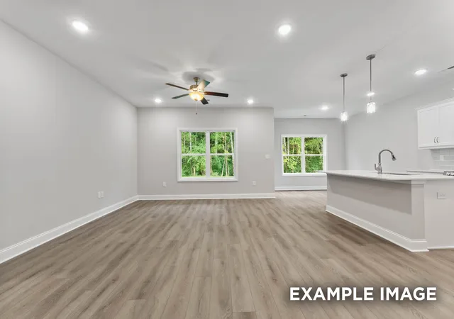 Photo 3 of Sale Pending at 7 Aurora Cir, Fayetteville, TN 37334 | MLS# 3164436 | Listing updated on 2026-09-12