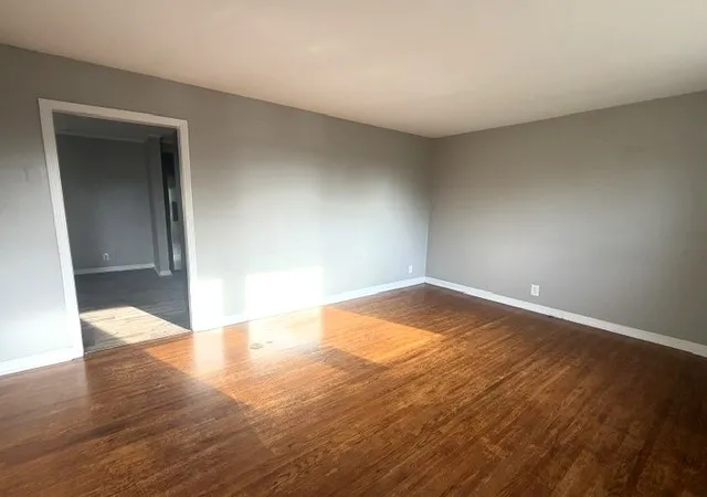 Photo 3 of Single family home for sale at 204 Yorktown Rd, Clarksville, TN 37042 | MLS# 3164488 | Listing updated on 2026-09-26