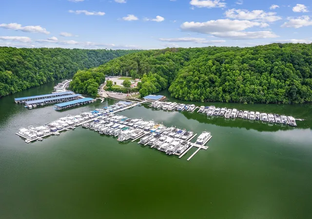 18th image of 19 Summer Breeze Dr, Smithville, TN 37166 | MLS# 3164592