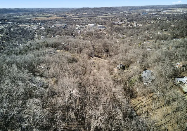 38th image of 611 Hillwood Blvd, Nashville, TN 37205 | MLS# 3164586