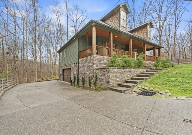 Homes for sale in Kingston Springs, TN | 1073 Split Rail Cir, Kingston Springs, TN 37082 | MLS# 3166397