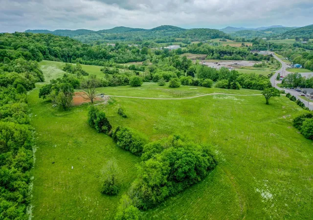 Homes for sale in Gordonsville, TN | 226 Jmz Dr, Gordonsville, TN 38563 | MLS# 3169313