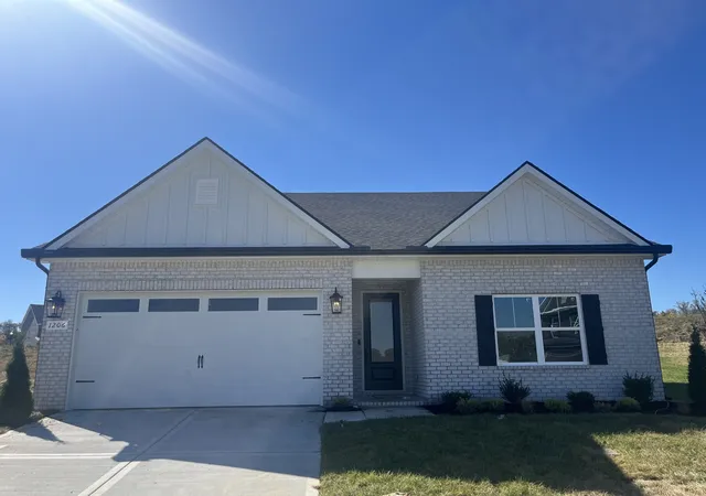 Photo 1 of Single family home for sale at 1206 Greensward Ave, Lebanon, TN 37087 | MLS# 3164844 | Listing updated on 2026-10-28