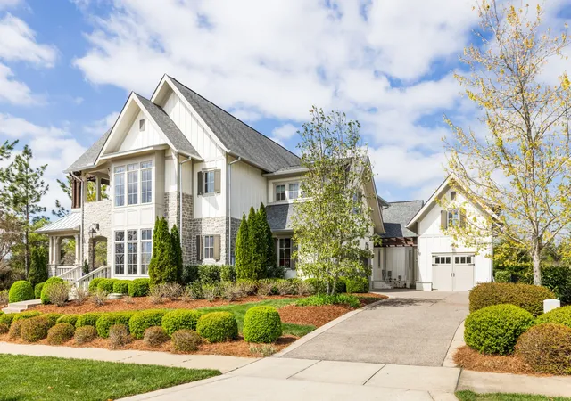 Photo 3 of Single family home for sale at 7000 Lanceleaf Dr, College Grove, TN 37046 | MLS# 3165816 | Listing updated on 2026-09-04