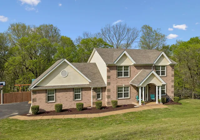 Photo 1 of Single family home for sale at 1548 Heller Rdg, Spring Hill, TN 37174 | MLS# 3170772 | Listing updated on 2026-10-06