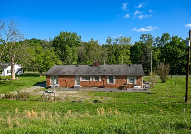 2nd image of 346 Hogans Creek Rd, Carthage, TN 37030 | MLS# 3165373