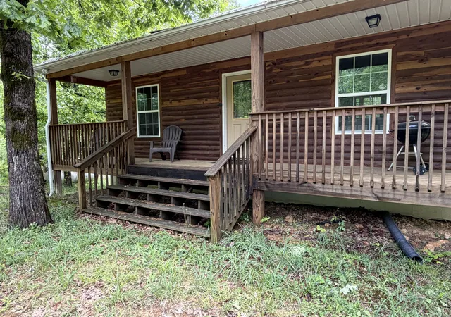 Homes for sale in Summertown, TN | 130 Trace View Dr, Summertown, TN 38483 | MLS# 3178670