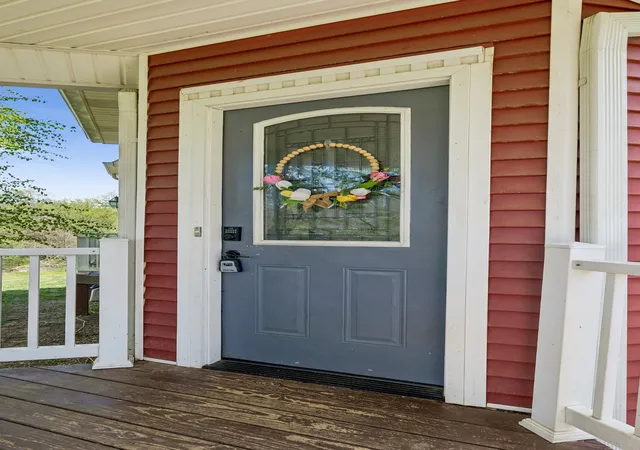 Homes for sale in Pleasant Shade, TN | 21 Eckert Ln, Pleasant Shade, TN 37145 | MLS# 3166797