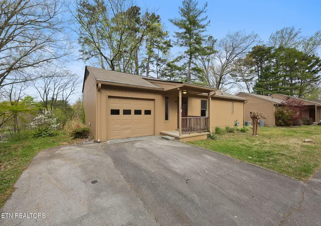 1st image of 8709 Olde Colony Tr #18, Knoxville, TN 37923 | MLS# 3165483