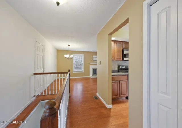 3rd image of 8709 Olde Colony Tr #18, Knoxville, TN 37923 | MLS# 3165483