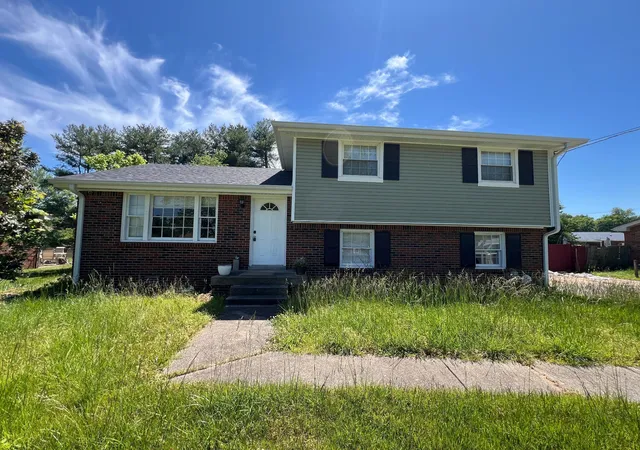 1st image of 307 Dale Ter, Clarksville, TN 37042 | MLS# 3206008
