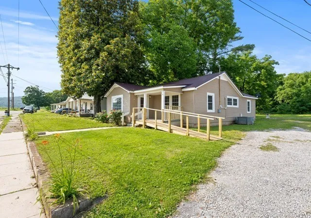 Homes for sale in Cowan, TN | 313 Tennessee Ave S, Cowan, TN 37318 | MLS# 3168663