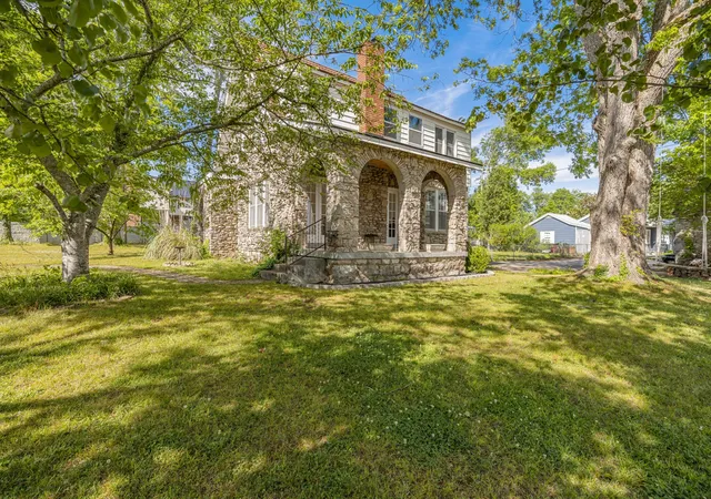 1st image of 307 College Ave E, Carthage, TN 37030 | MLS# 3165869