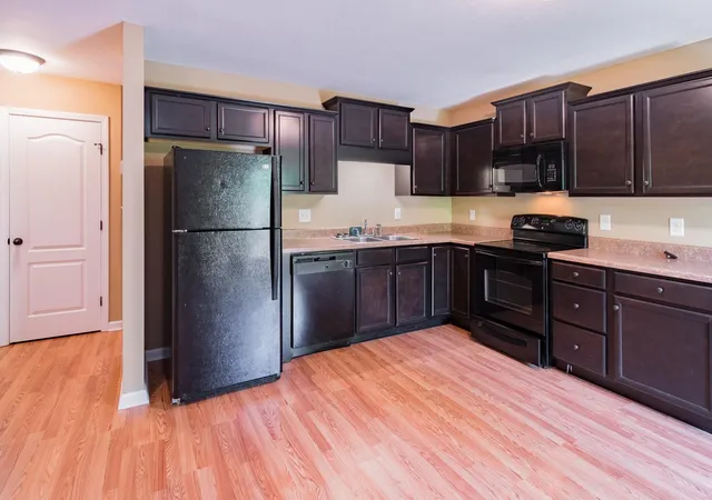 1st image of 1714 Thistlewood Dr, Clarksville, TN 37042 | MLS# 3166201