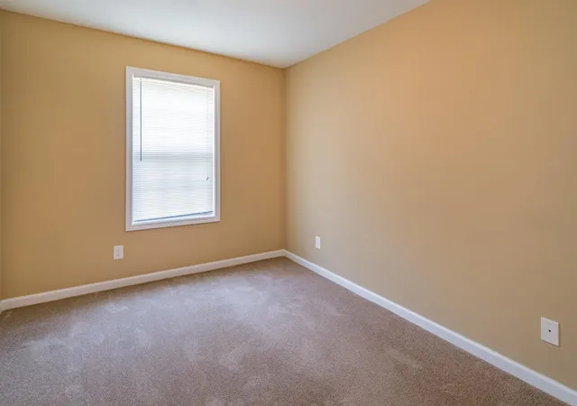 3rd image of 1714 Thistlewood Dr, Clarksville, TN 37042 | MLS# 3166201