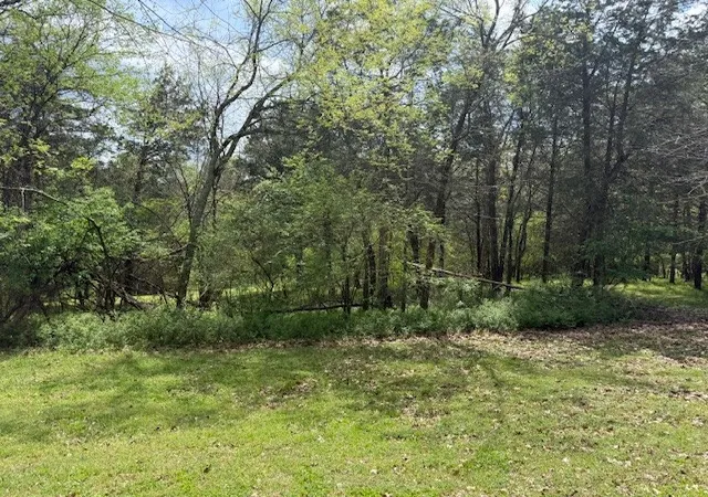 Photo 1 of Land for sale at 0 Country Clb Ln, Columbia, TN 38401 | MLS# 3166586 | Listing updated on 2026-10-08
