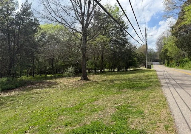 Land for sale at 0 Country Clb Ln, Columbia, TN 38401 | MLS# 3166586