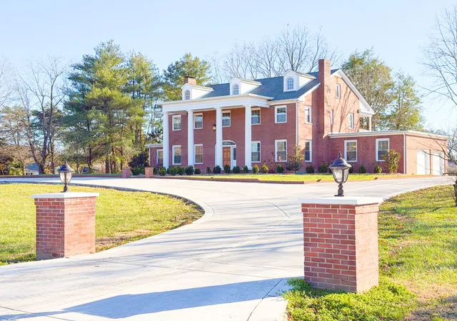 1st image of 621 Hwy 64 E, Pulaski, TN 38478 | MLS# 3169287